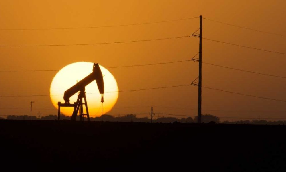 Texas Adds 2,000+ Oil Field Service Jobs in June